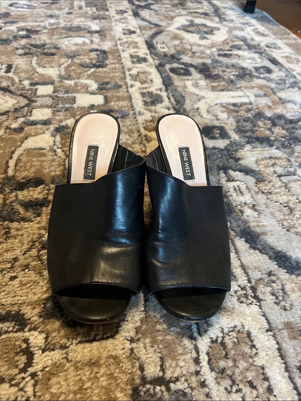 Nine West Black Leather Open-Front Slide Mules